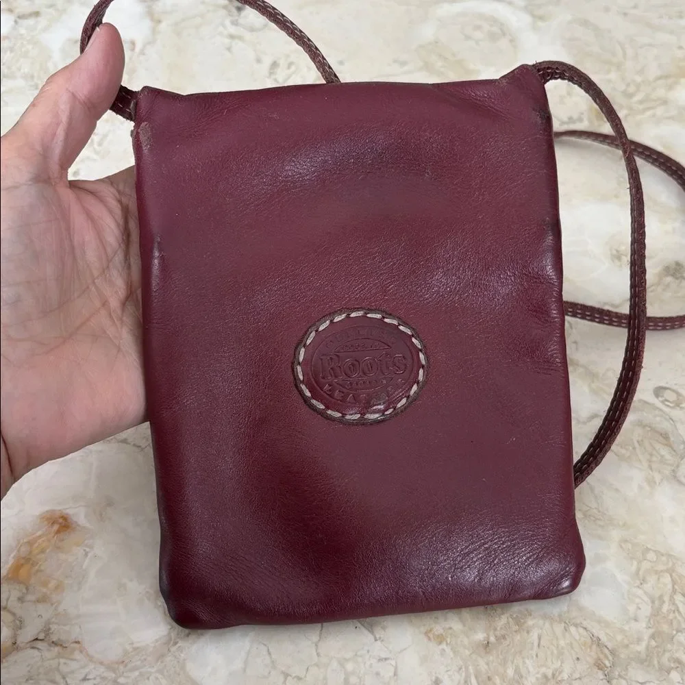 Vintage Roots Hanging Pouch Leather Crossbody Bag - Picture 6 of 15